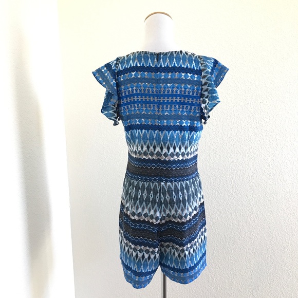 Collective Concepts Butterfly Sleeves Romper - Picture 4 of 6